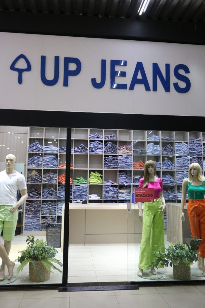 Up Jeans